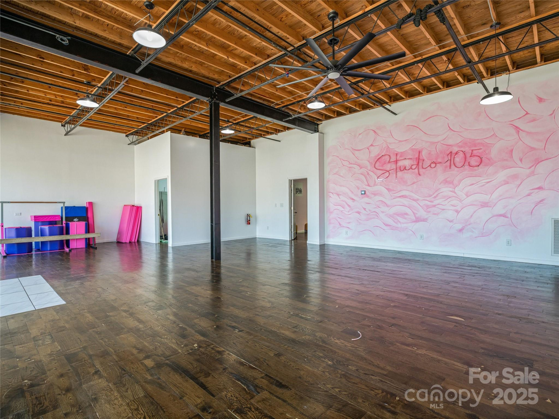 105 Henderson Street - Photo 9