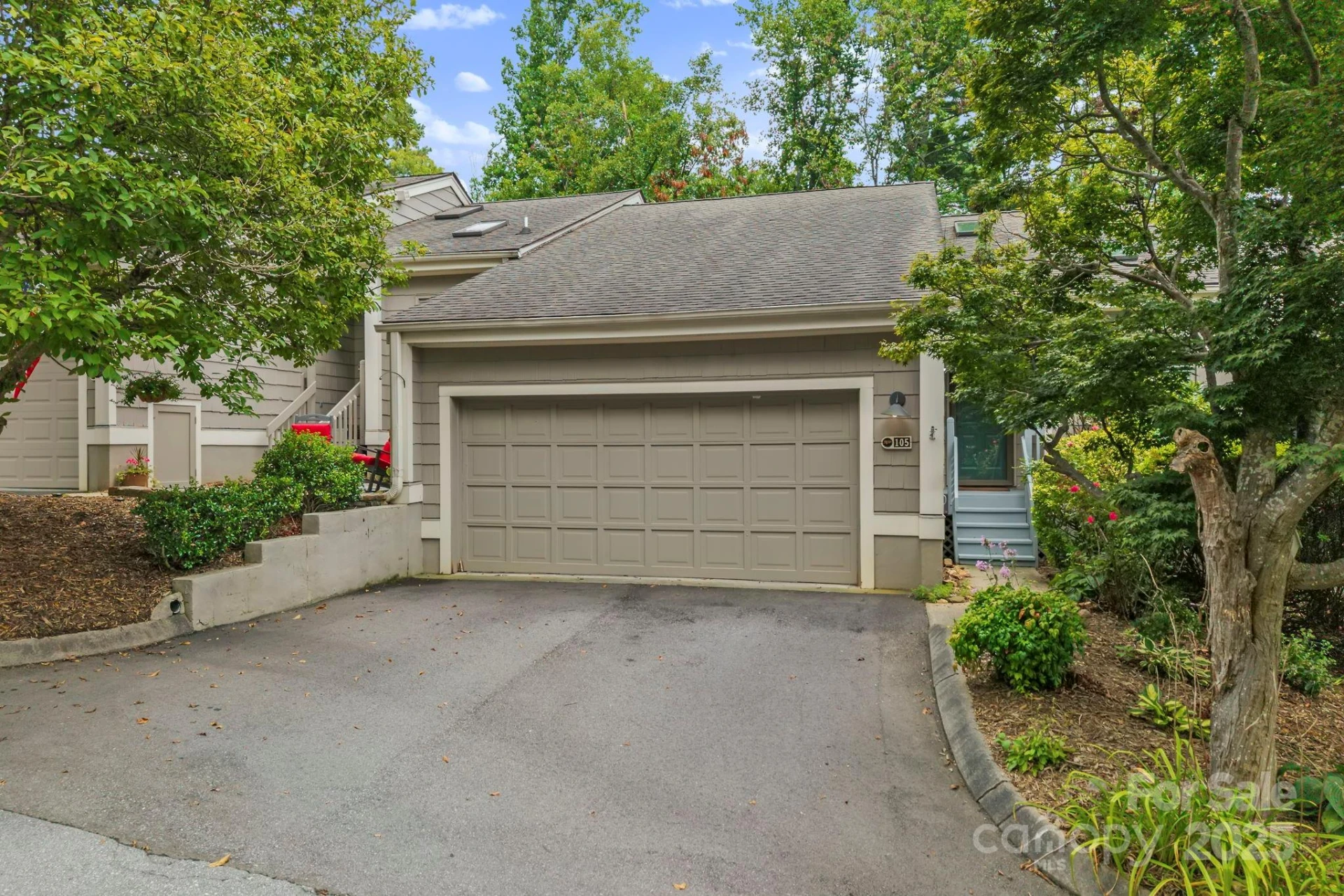 105 Beaver Ridge Road