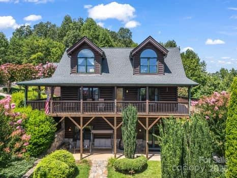 202 Panorama Drive - Photo 2