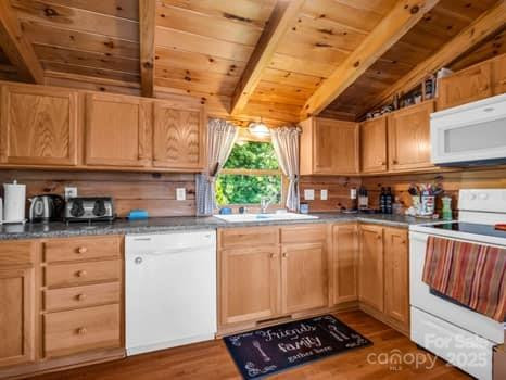 202 Panorama Drive - Photo 13