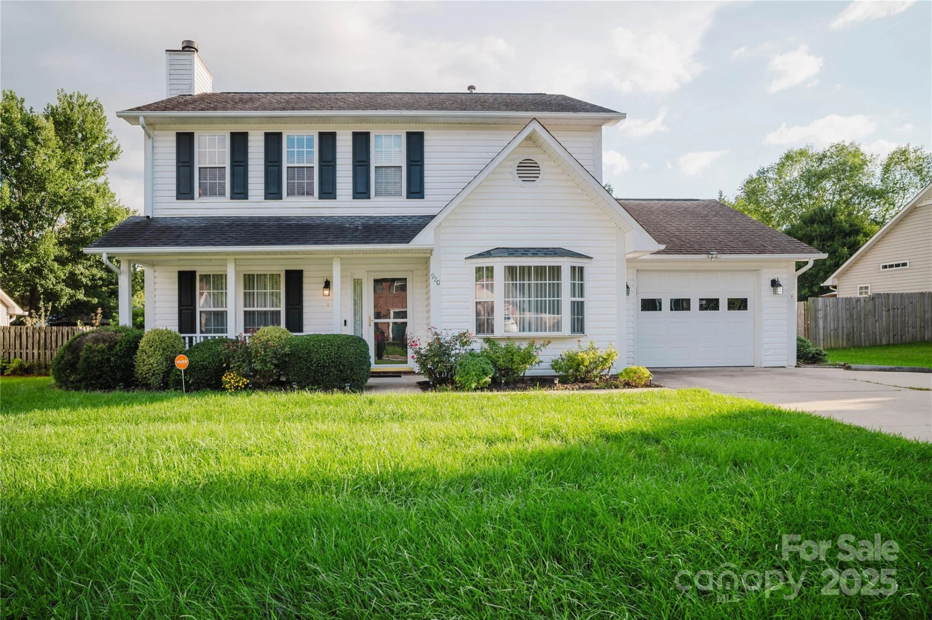 920 Woodhill Drive