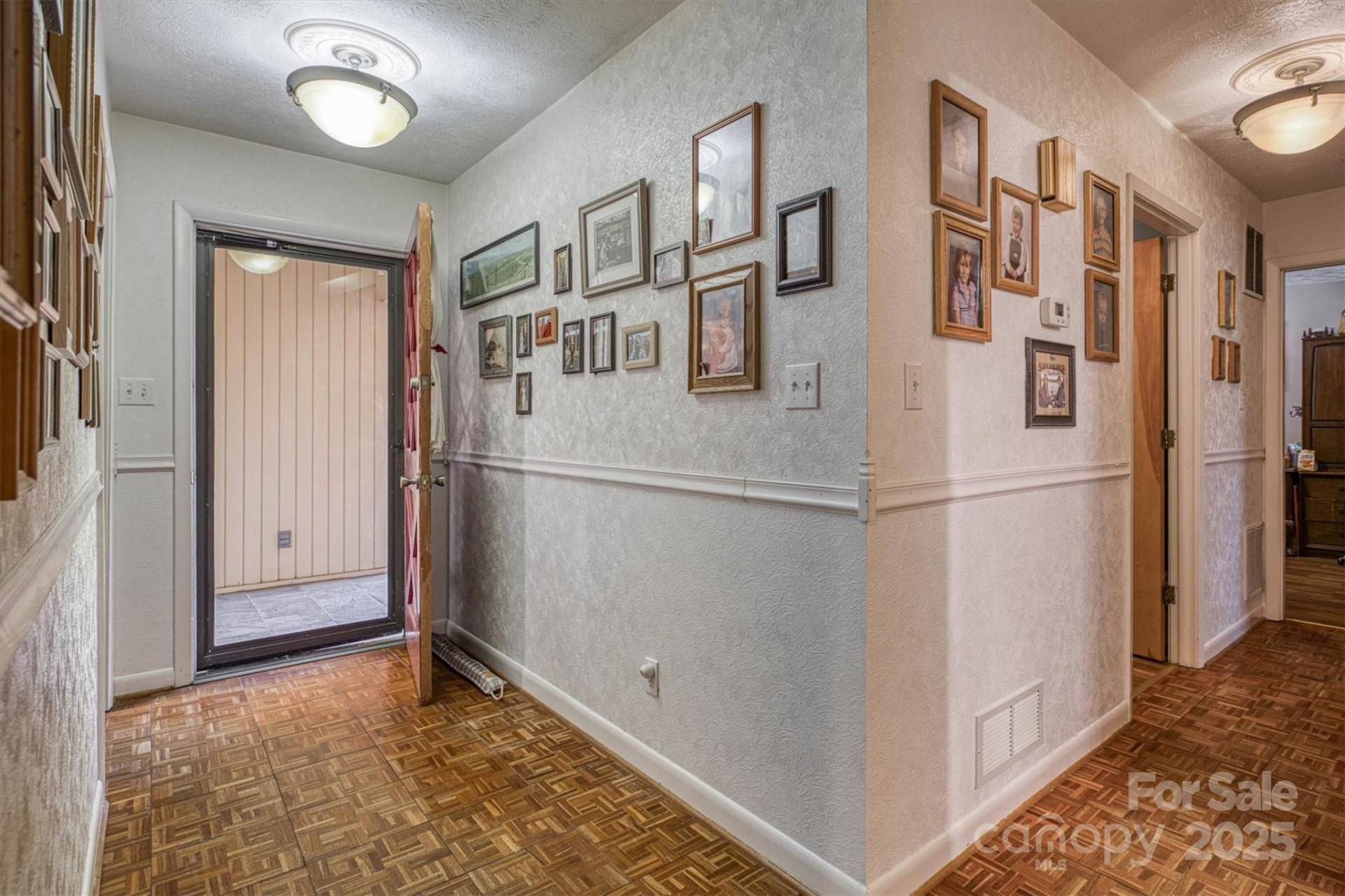 4620 Montclaire Avenue - Photo 16