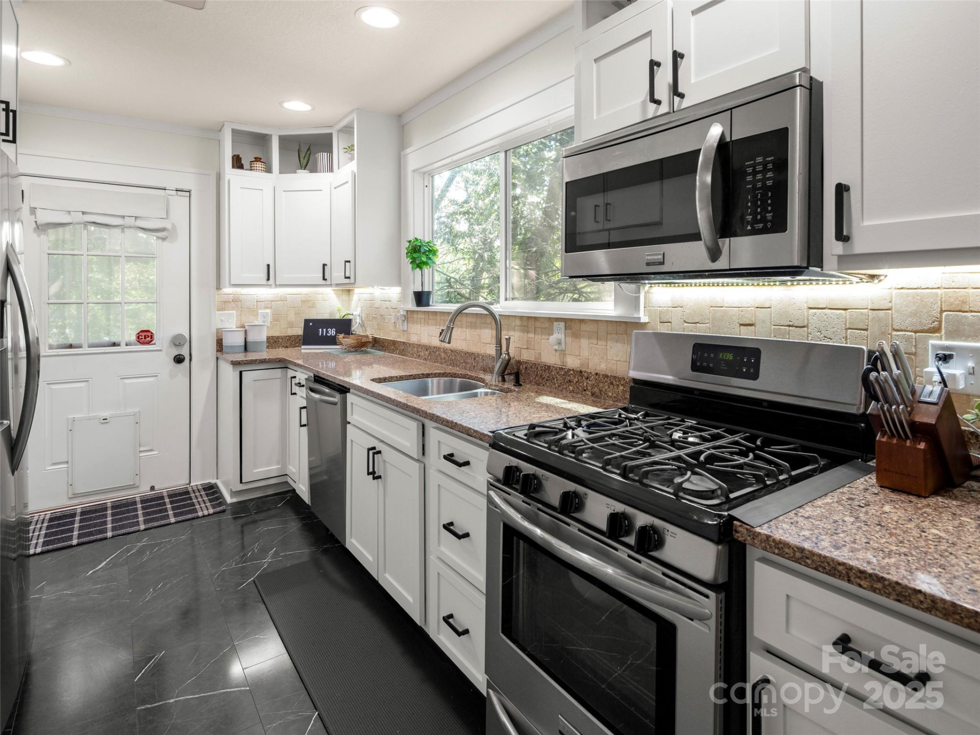 112 Swannanoa Avenue - Photo 12