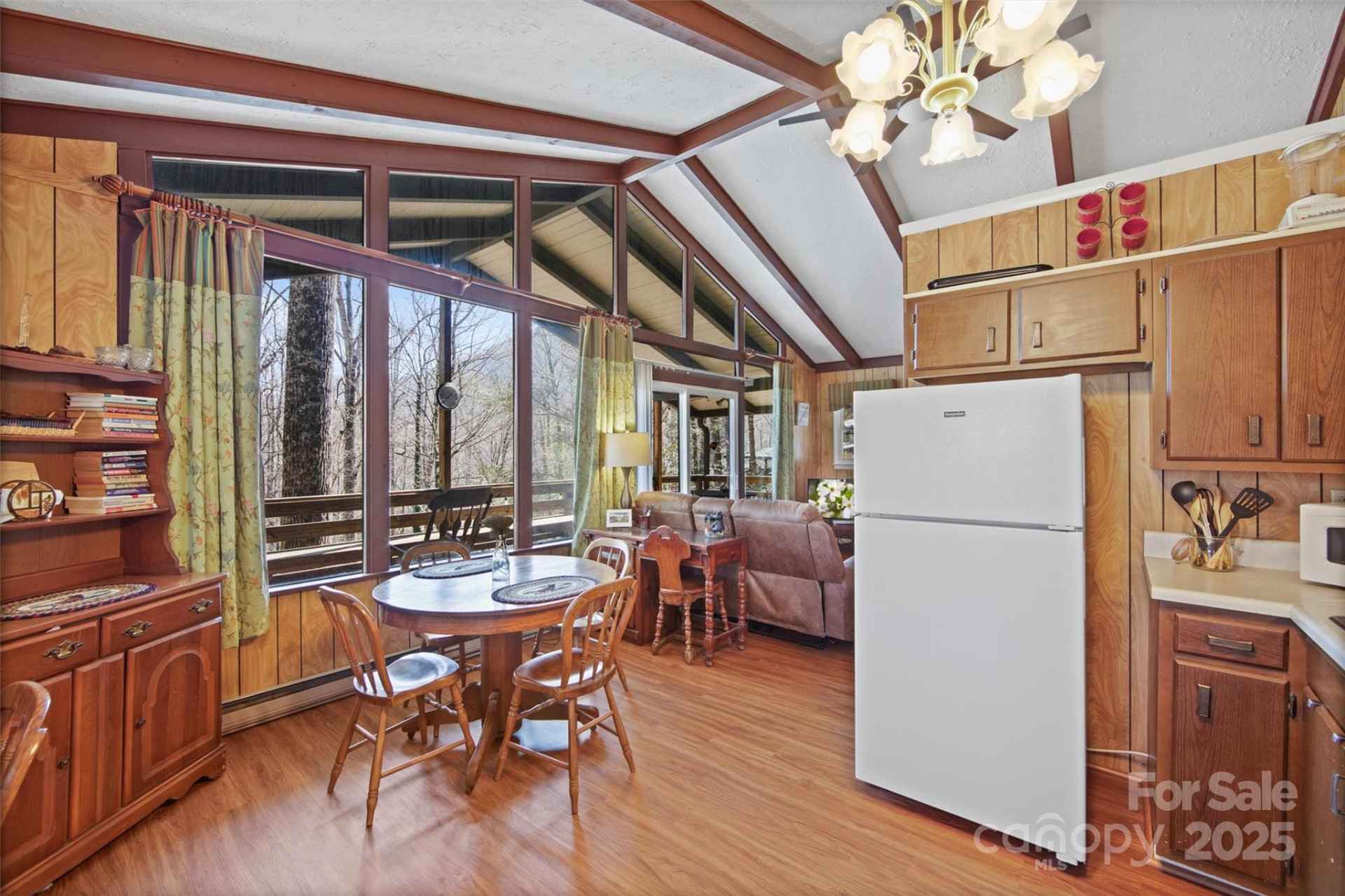 679 Locust Drive - Photo 16