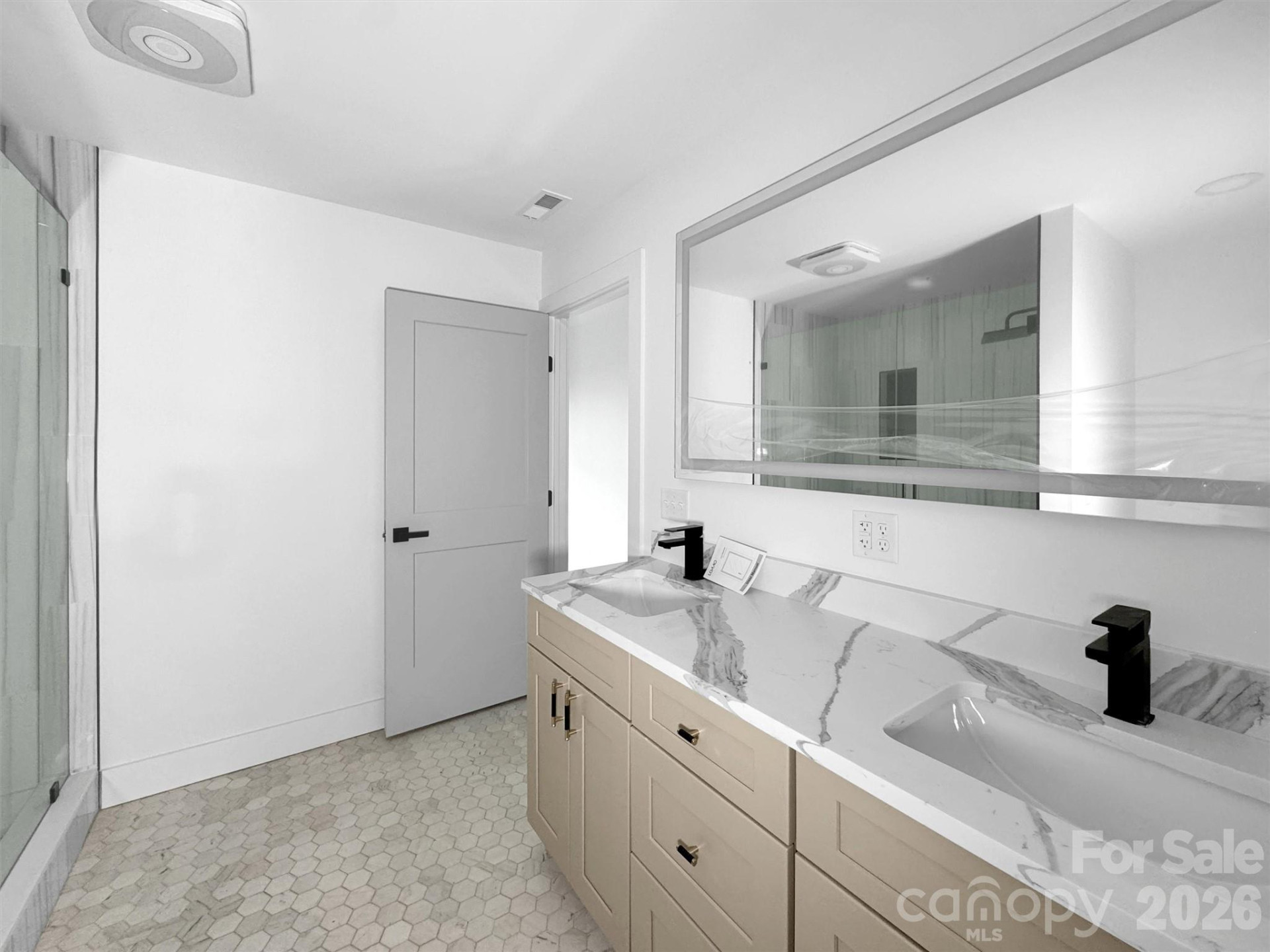 1351 Old Country Road - Photo 13