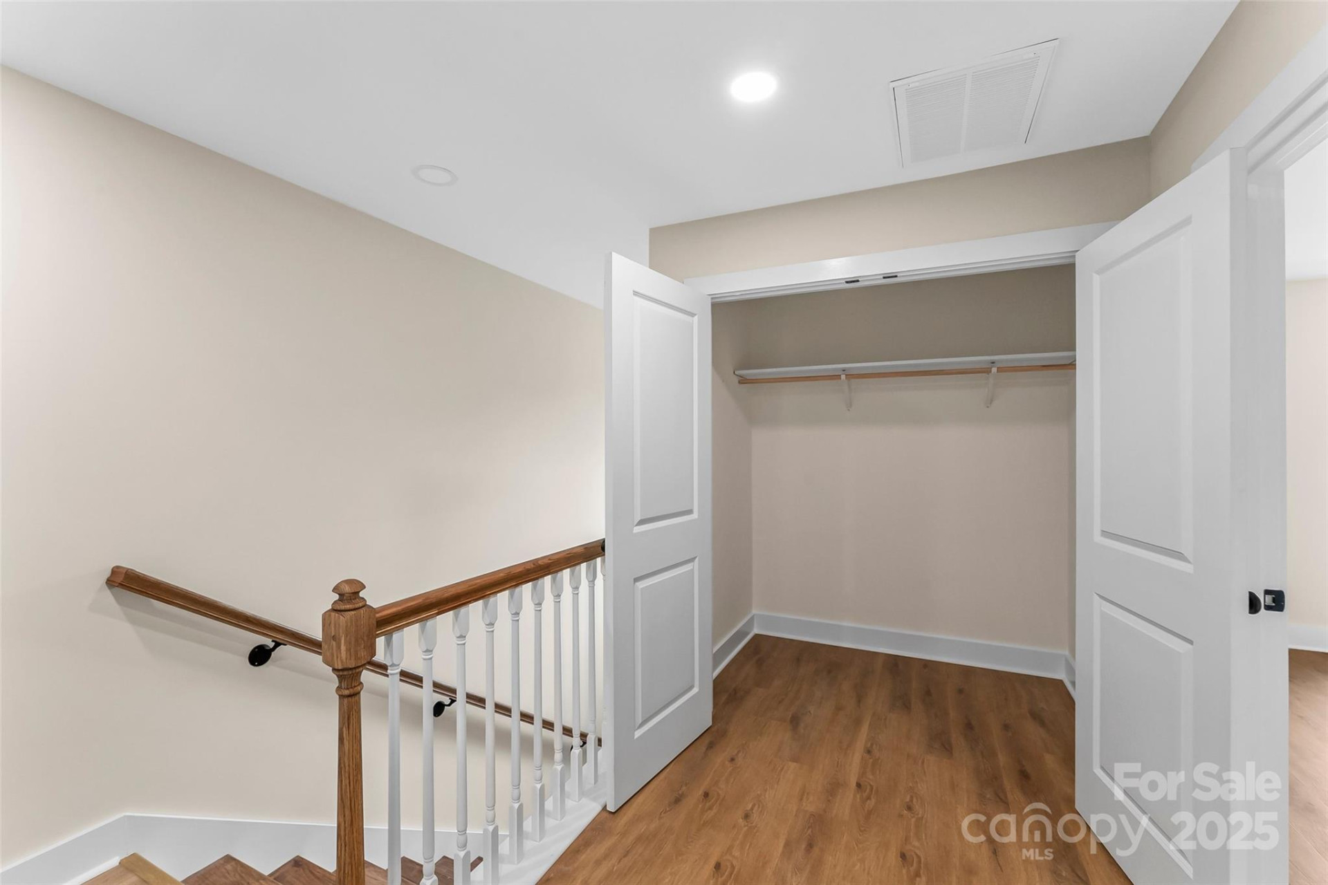 206 Beacon Avenue - Photo 13