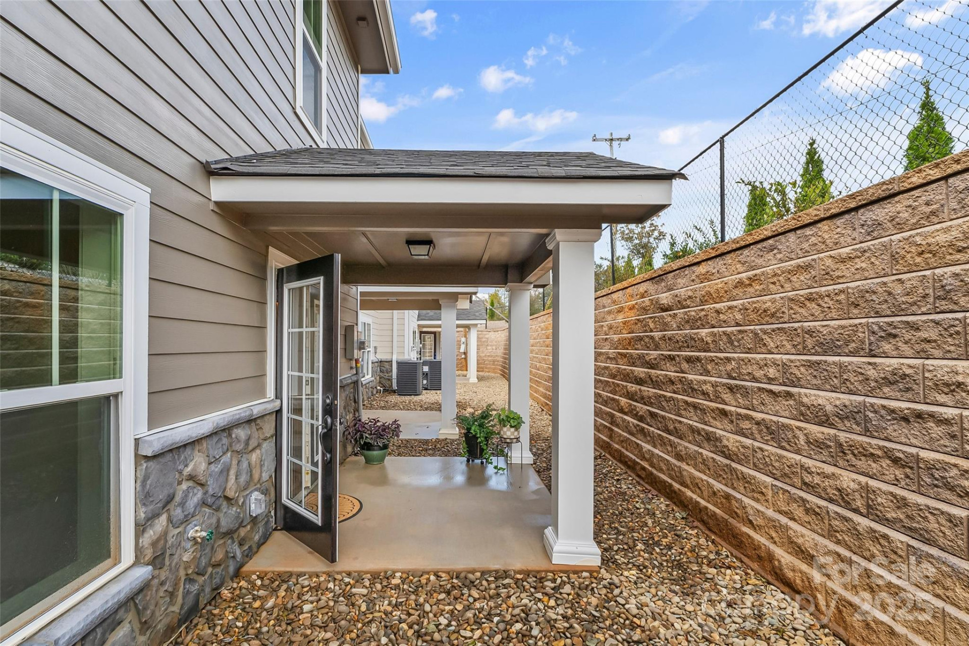 206 Beacon Avenue - Photo 14