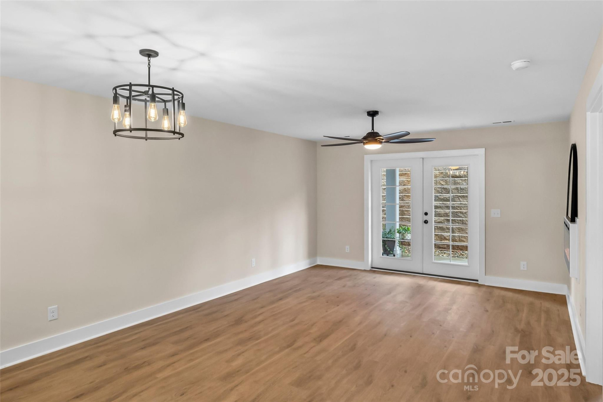 206 Beacon Avenue - Photo 18