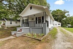 323 20th Street - Photo 3