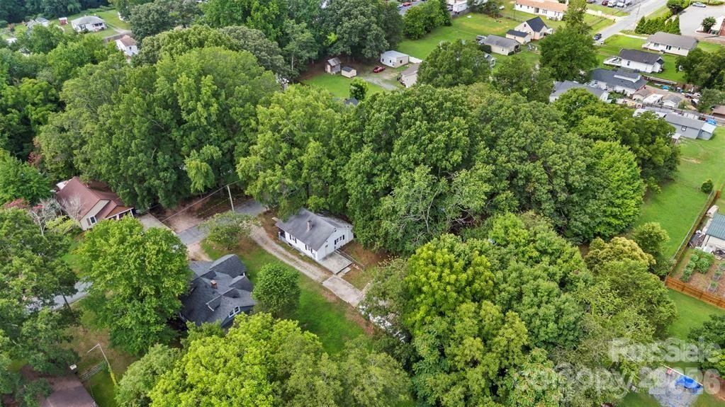 323 20th Street - Photo 25