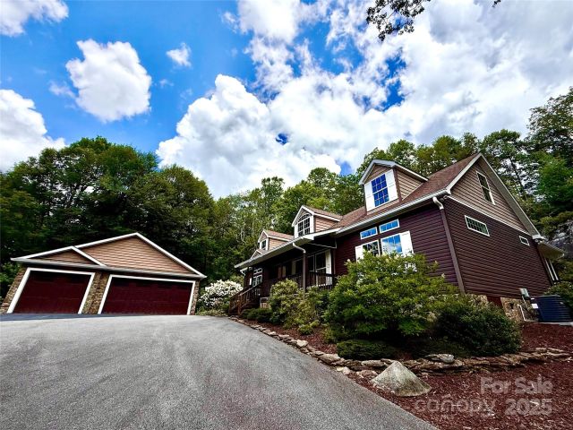 7230 Hideaway Lane, Newland, NC, 28657