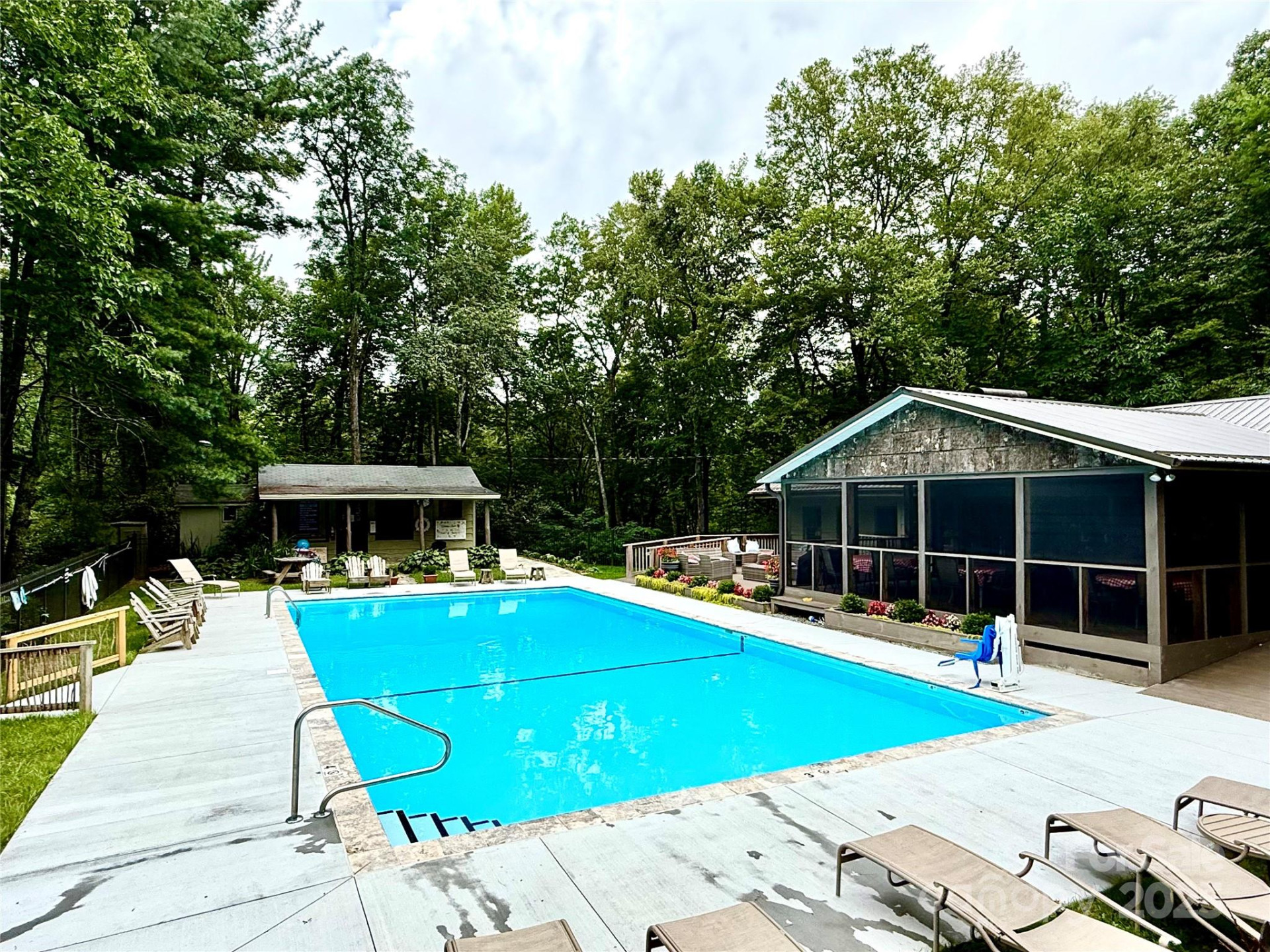 7230 Hideaway Lane - Photo 44