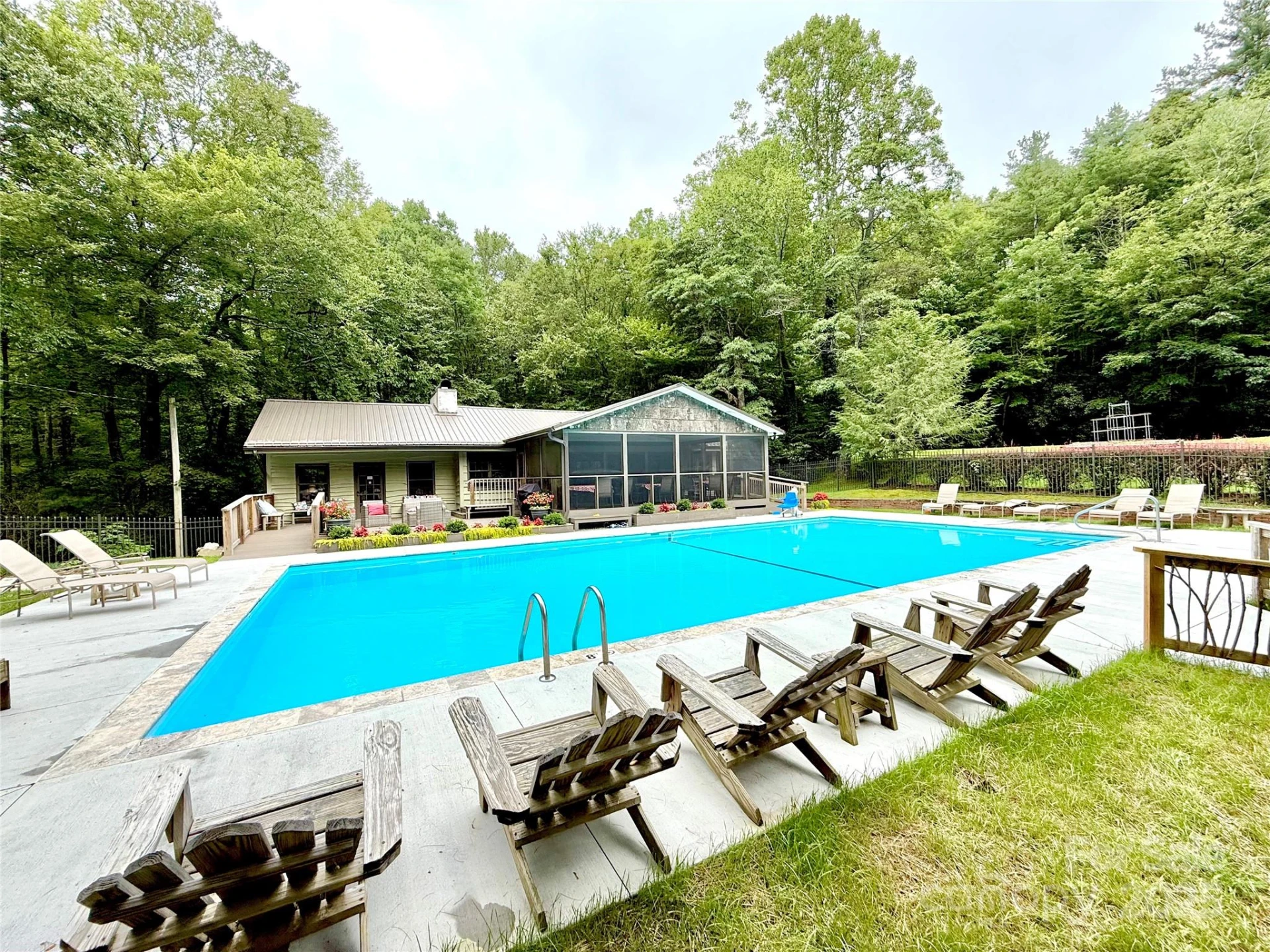 7230 Hideaway Lane - Photo 45