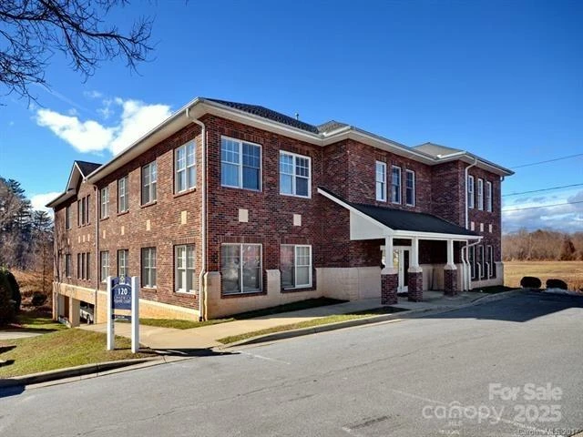 120 Chadwick Square Court #A