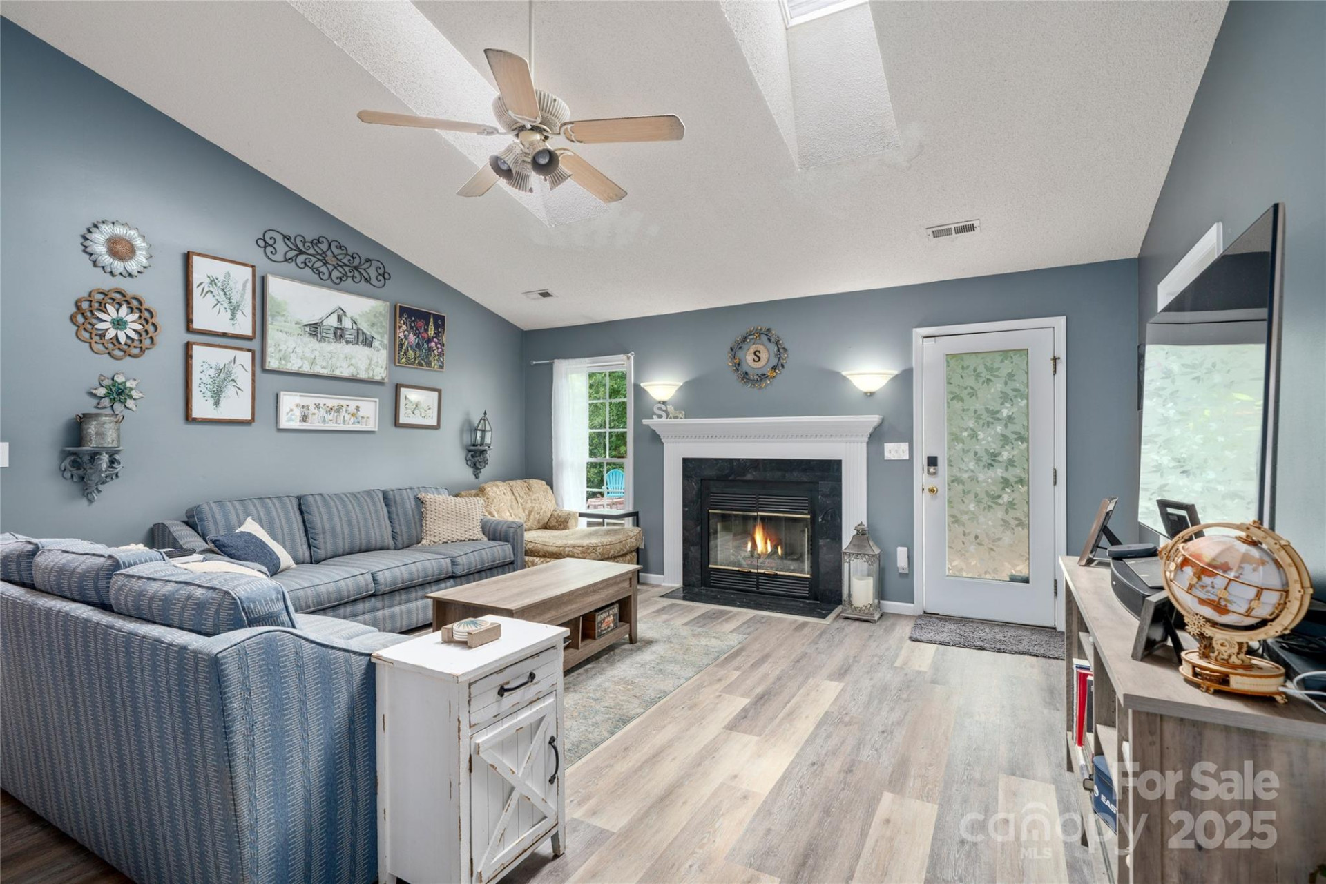 60 Southchase Drive - Photo 3