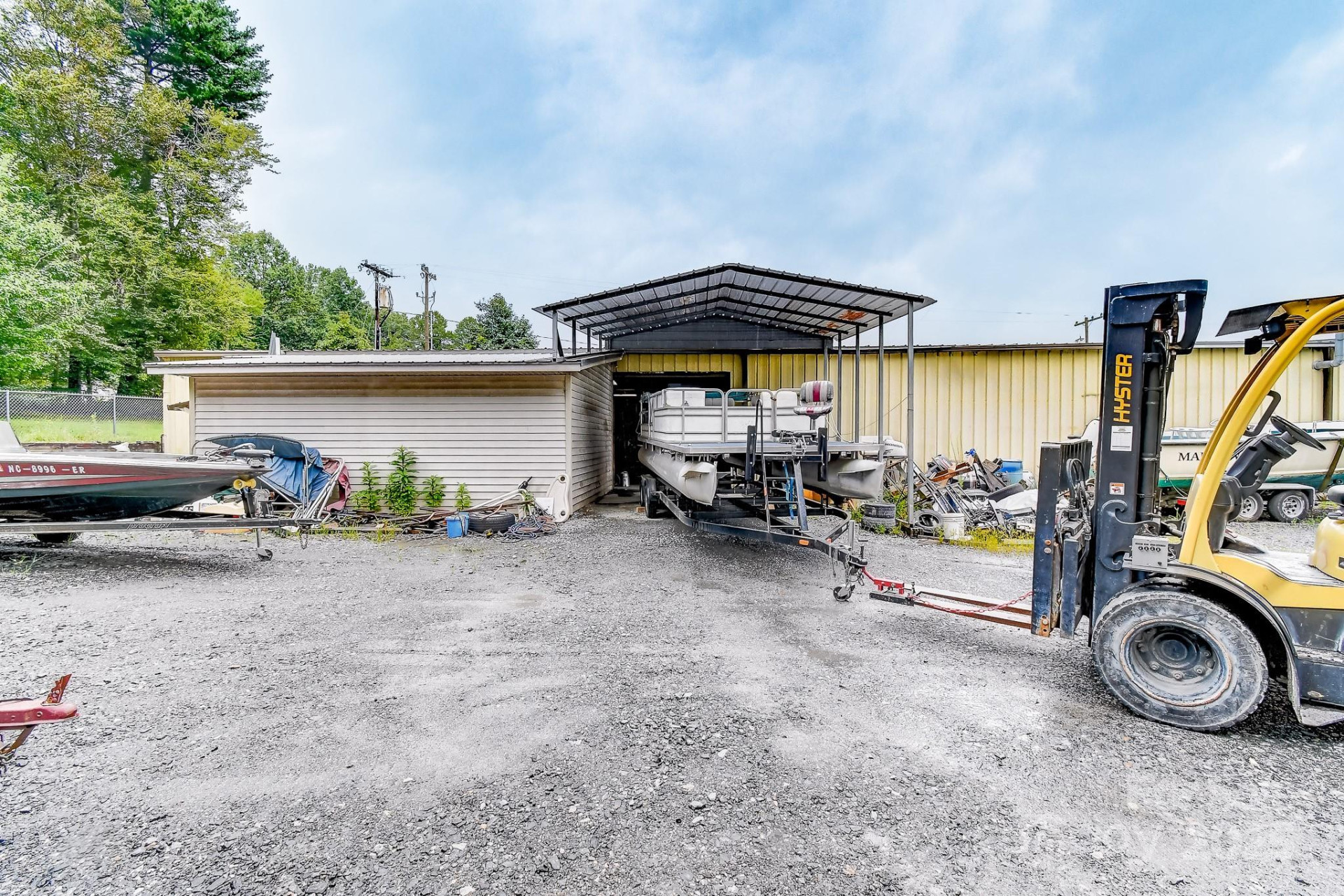 19&21 Upper Glade Creek Road - Photo 16