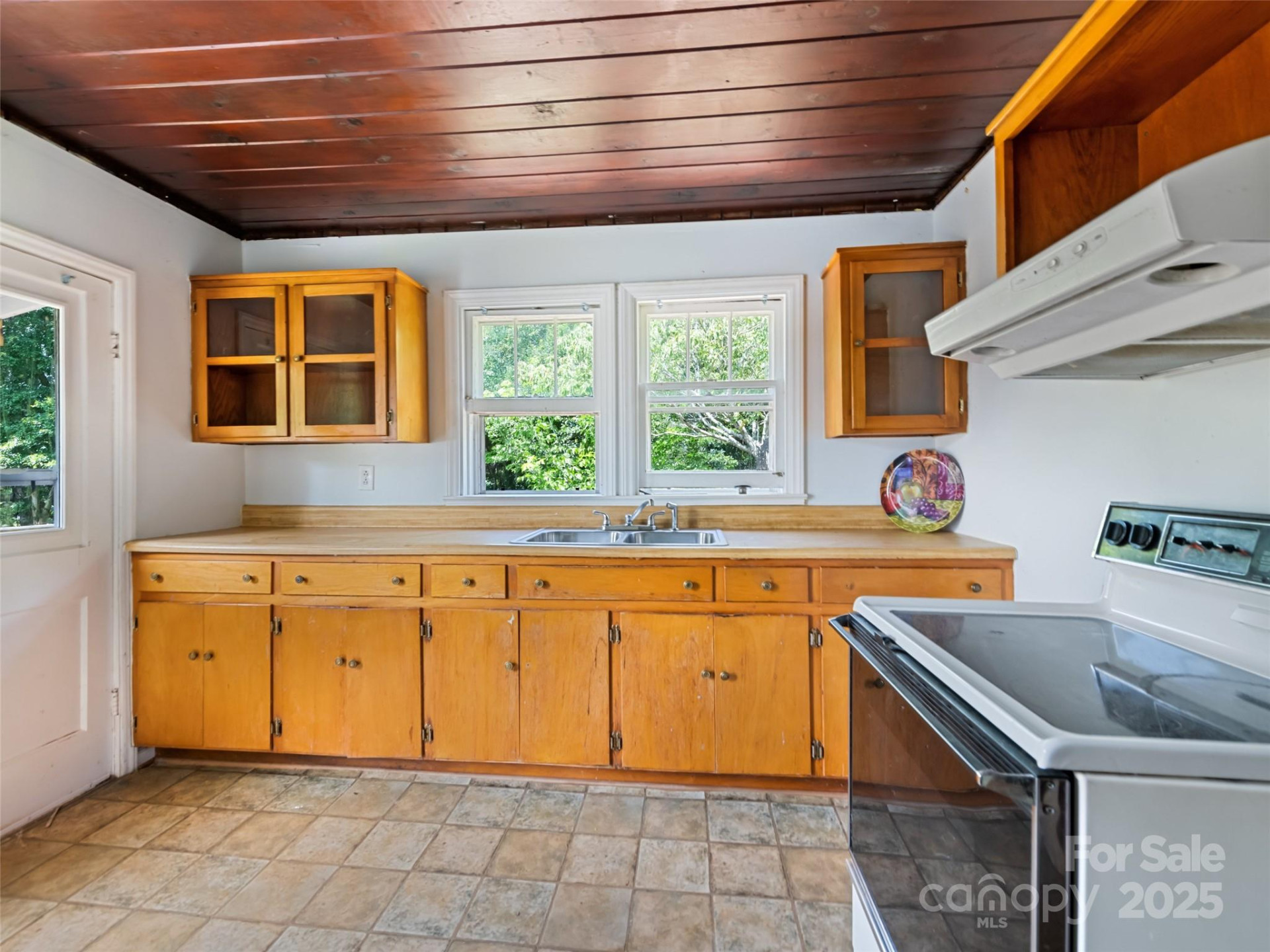 155 Woodland Drive - Photo 17