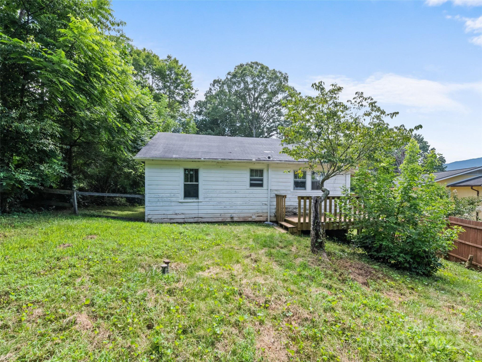 155 Woodland Drive - Photo 8