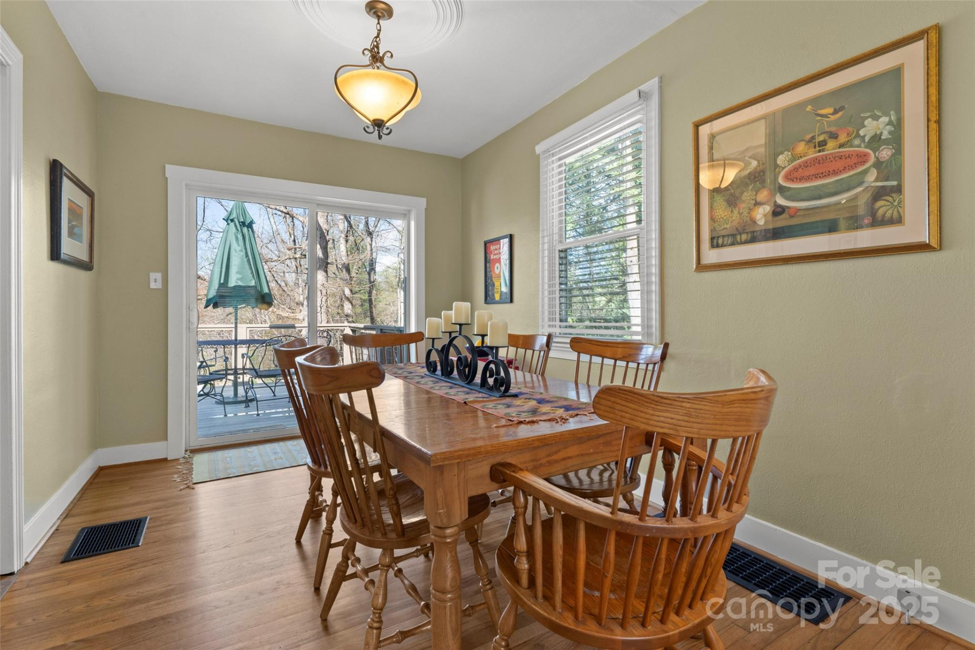 580 Maple Street - Photo 14