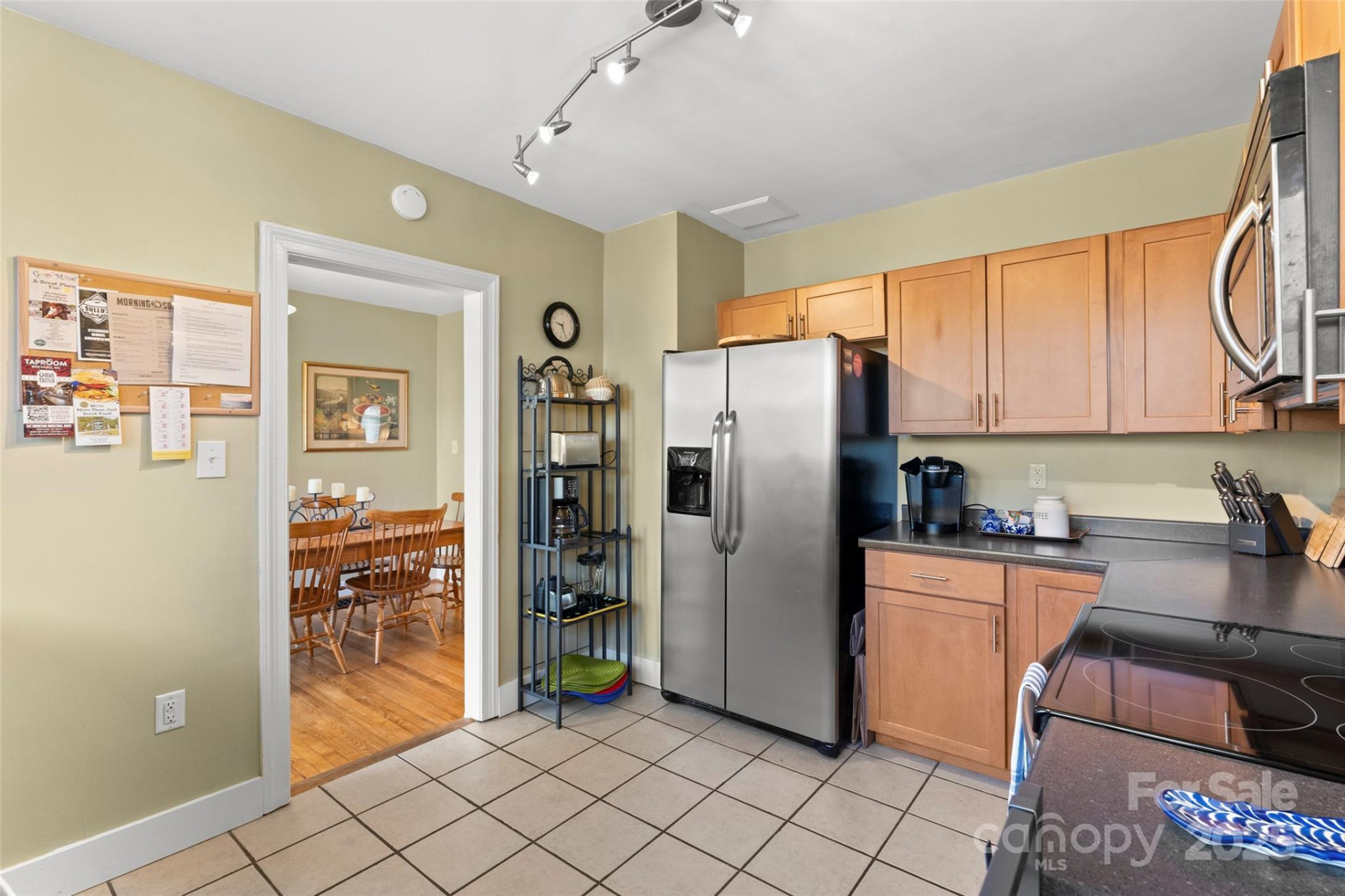 580 Maple Street - Photo 17