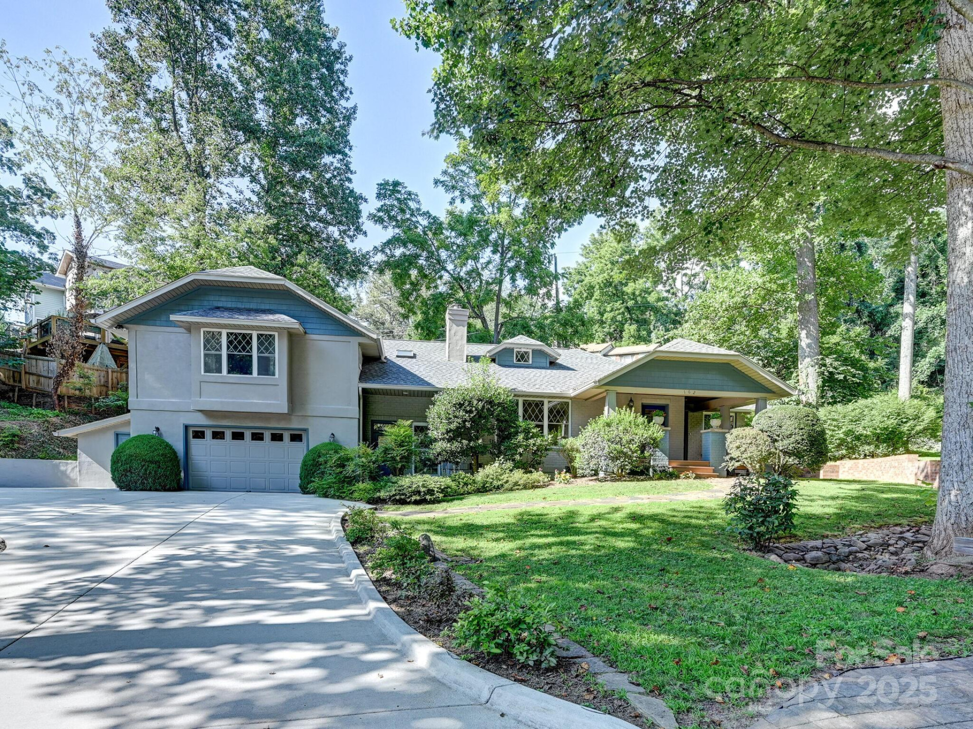 162 Morningside Drive - Photo 3