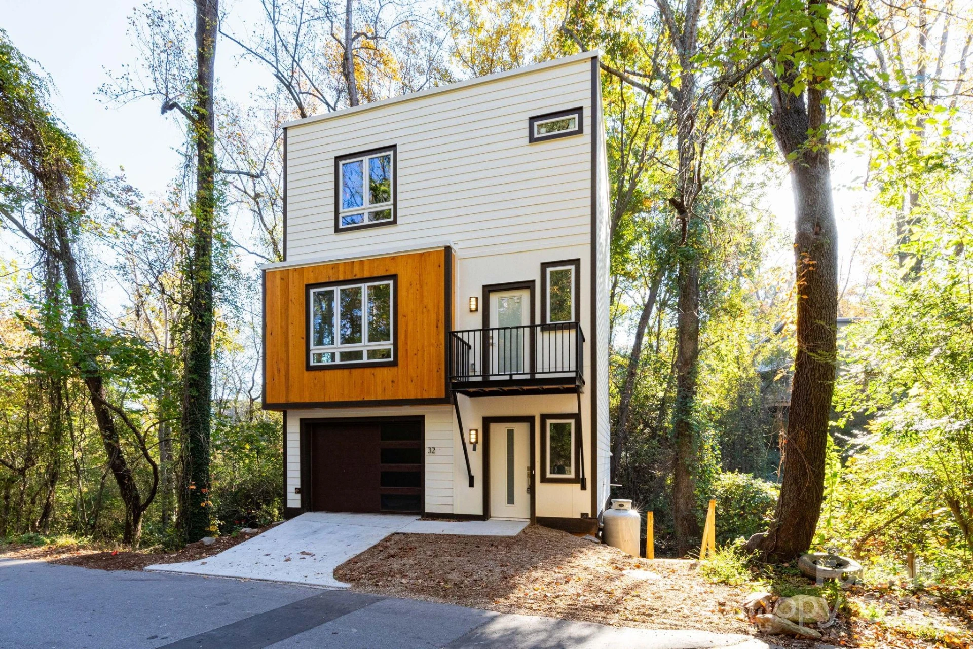 32 Waynesville Avenue - Photo 2