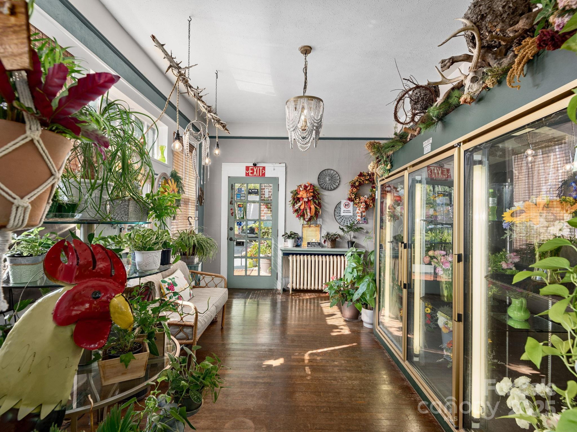 104 Clairmont Drive - Photo 4