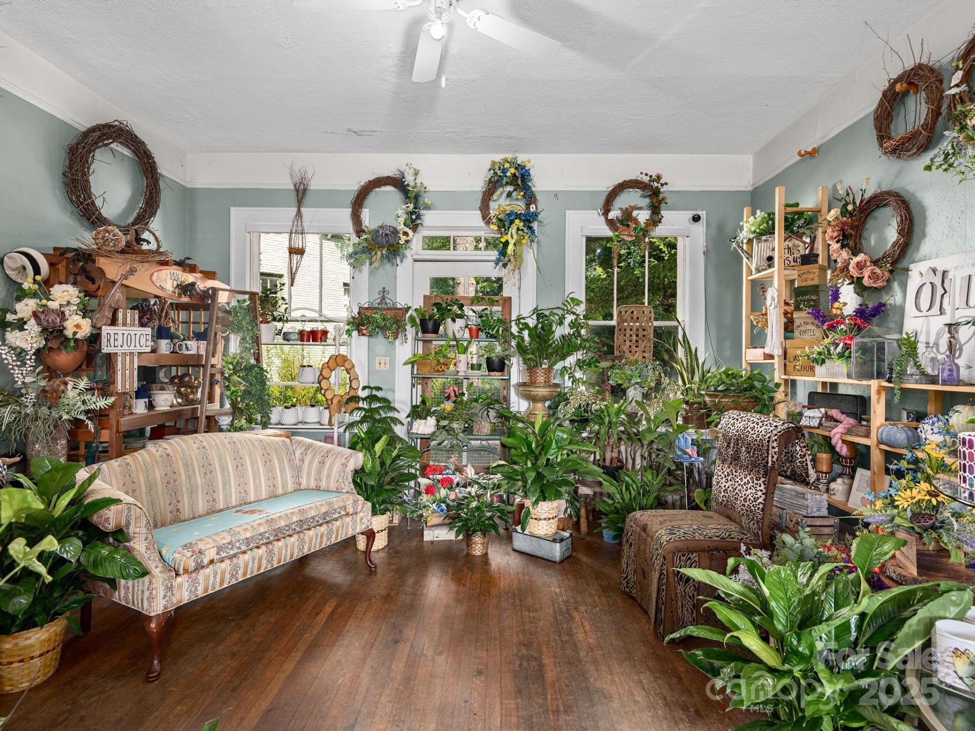 104 Clairmont Drive - Photo 5