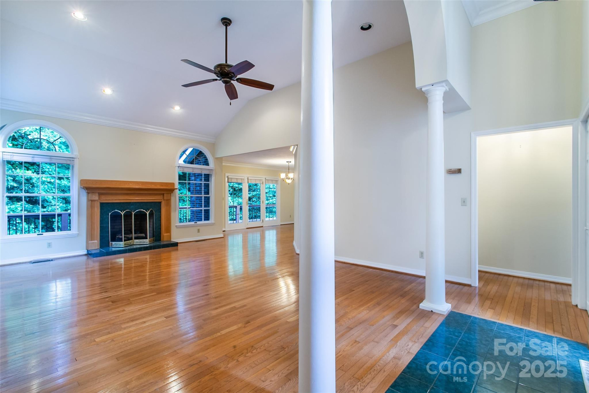 185 Oak Ridge Drive - Photo 8
