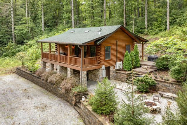 458 Rio Verde Drive, Zirconia, NC, 28790