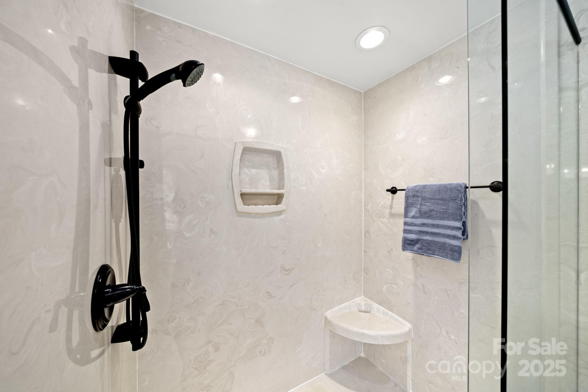 429 Brooklyn Avenue - Photo 20