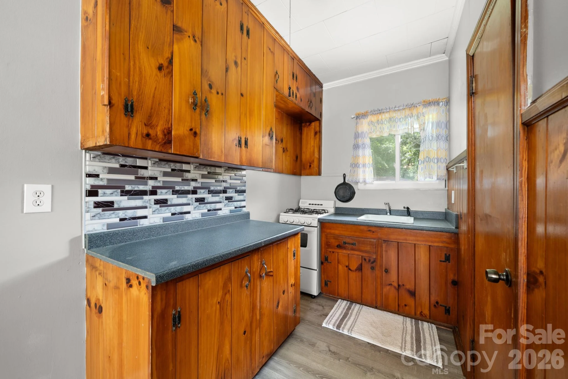 429 Brooklyn Avenue - Photo 31