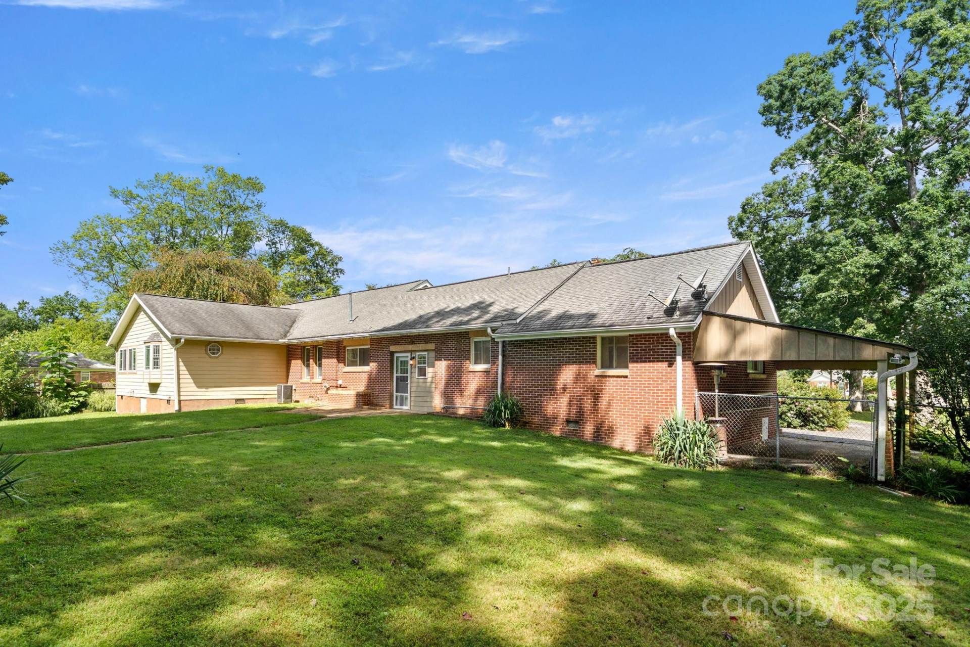 429 Brooklyn Avenue - Photo 45