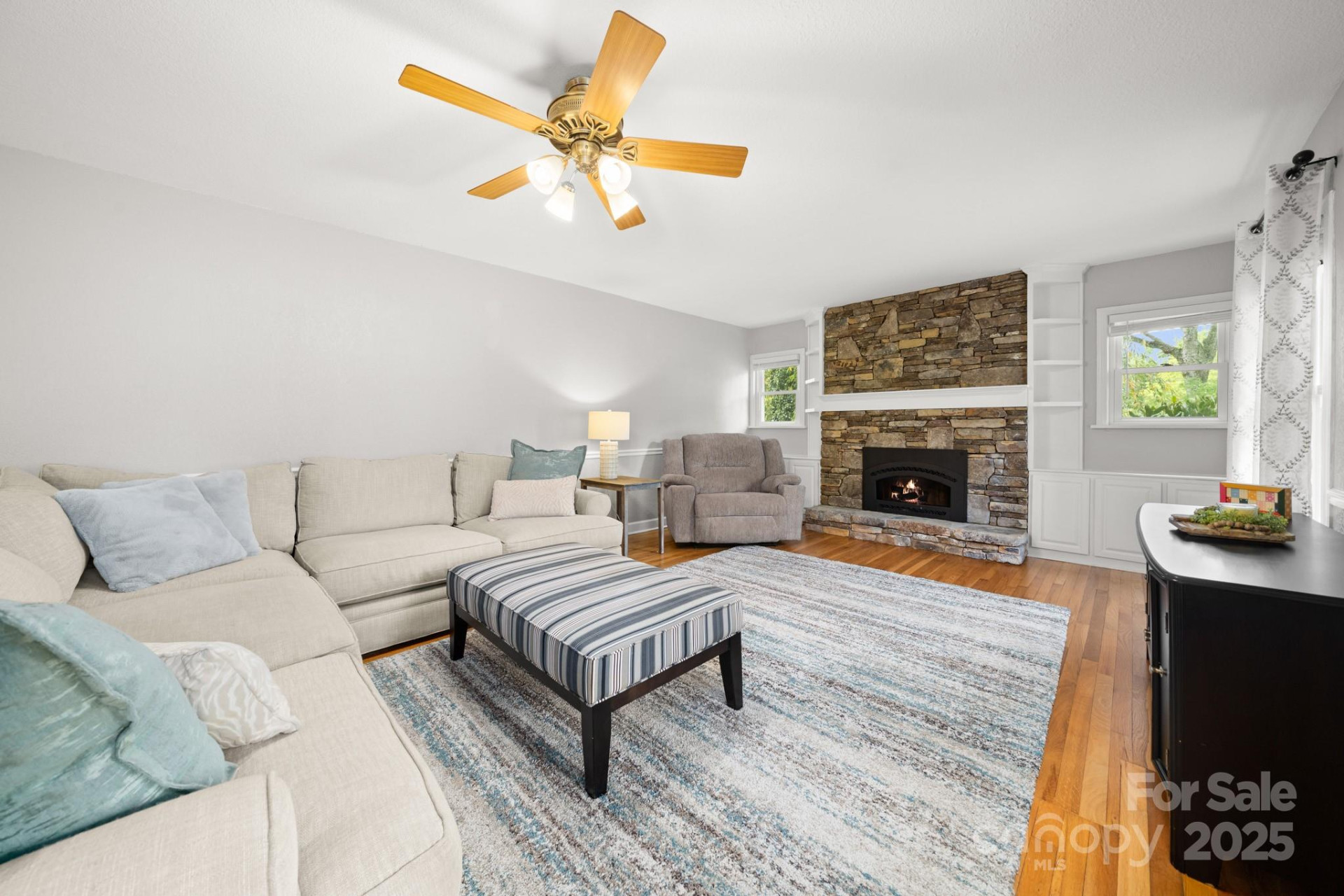 429 Brooklyn Avenue - Photo 8