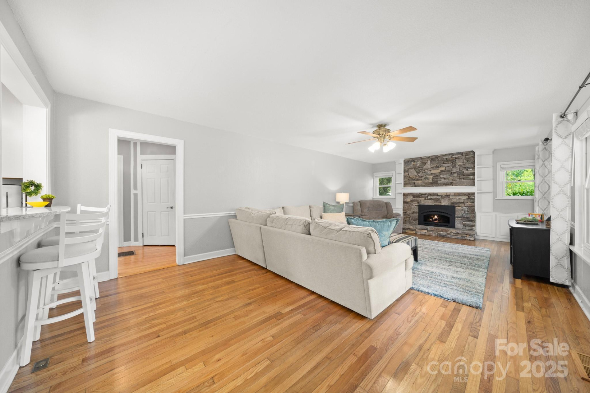 429 Brooklyn Avenue - Photo 9