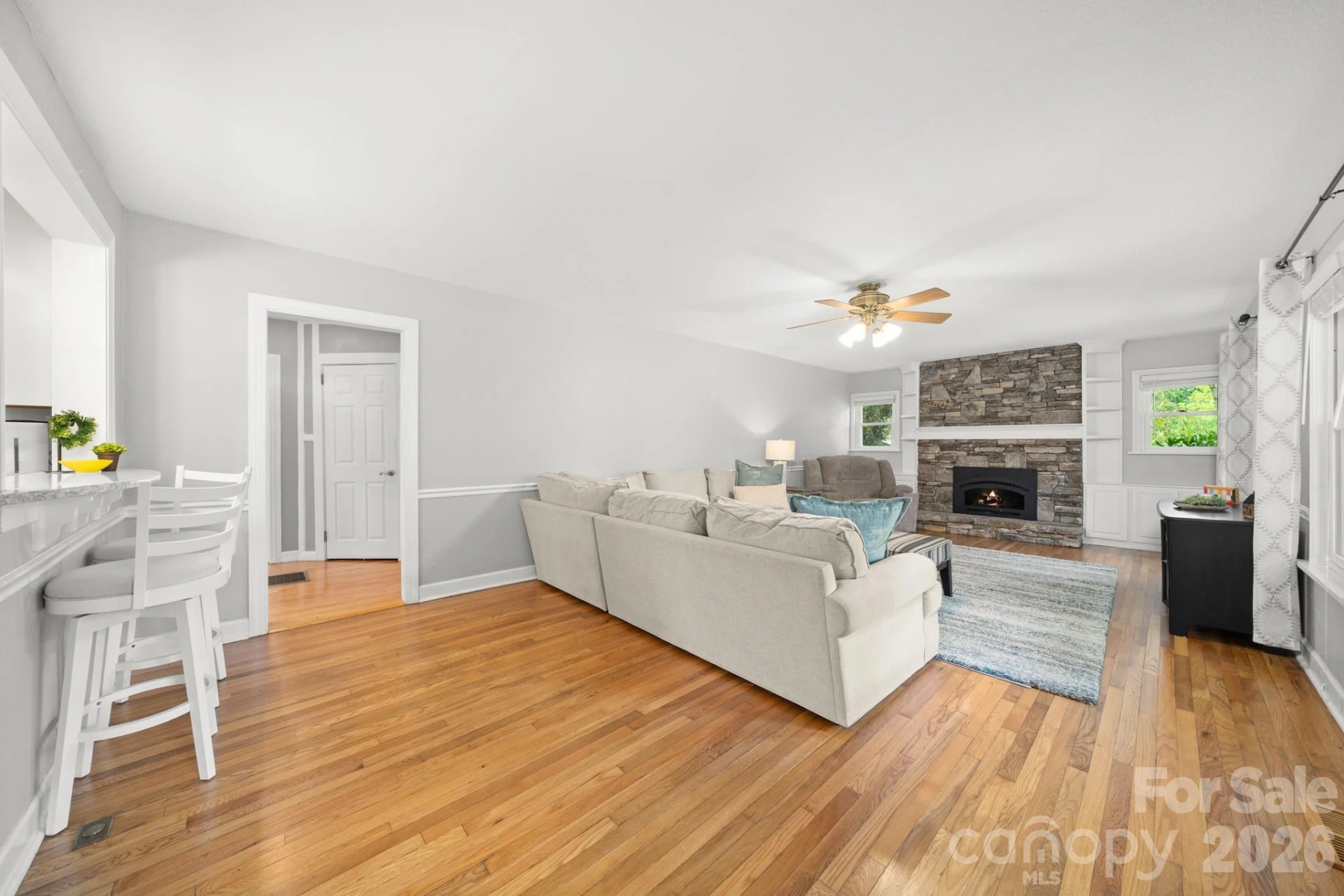 429 Brooklyn Avenue - Photo 10