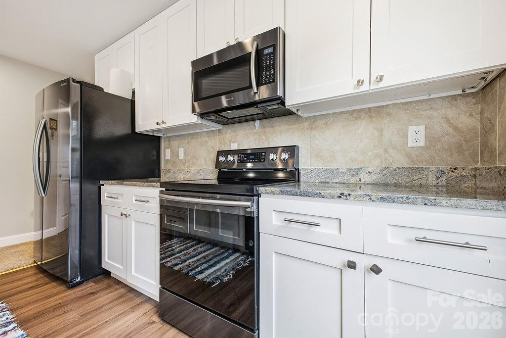 9 Half Moon Drive - Photo 17