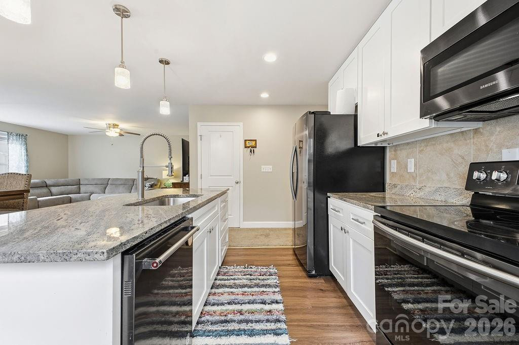 9 Half Moon Drive - Photo 19