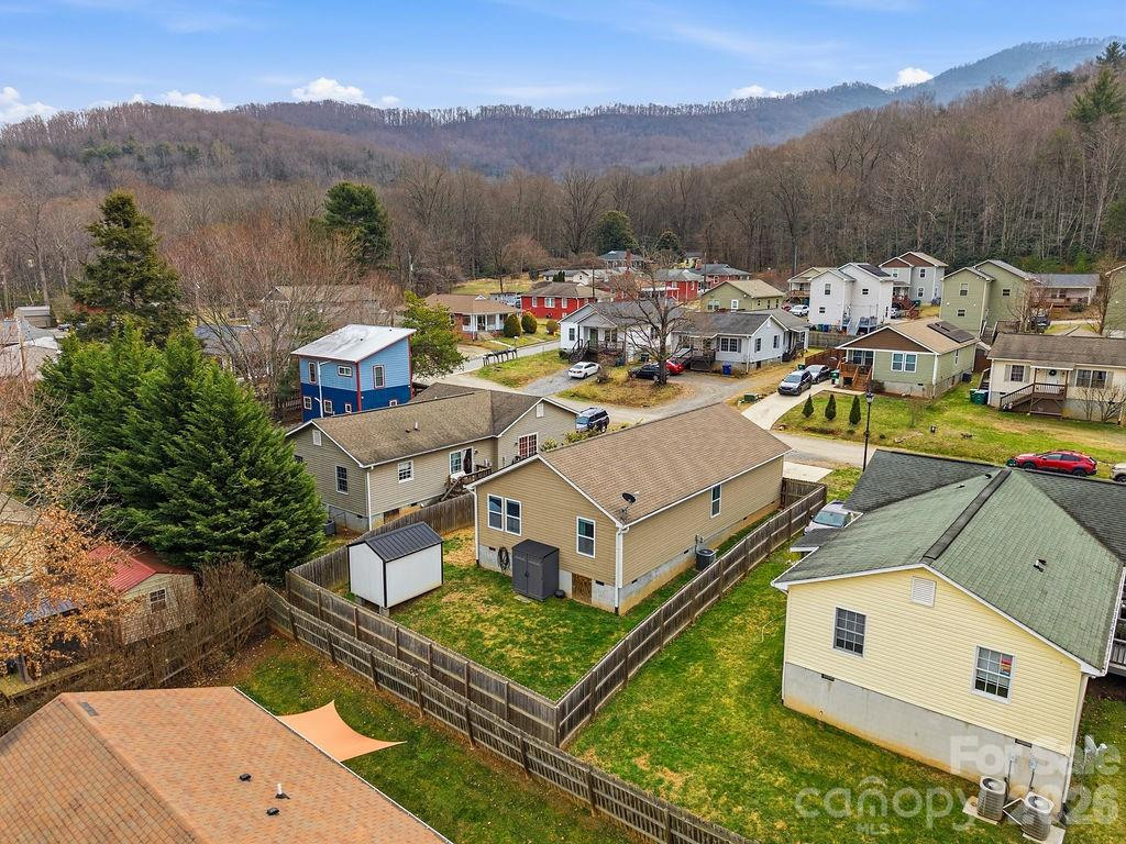 9 Half Moon Drive - Photo 3