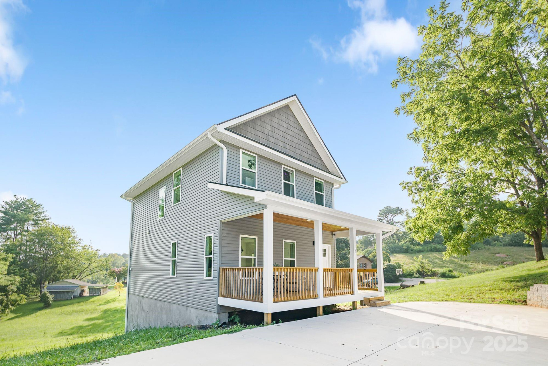 8 Green Tree Lane - Photo 2