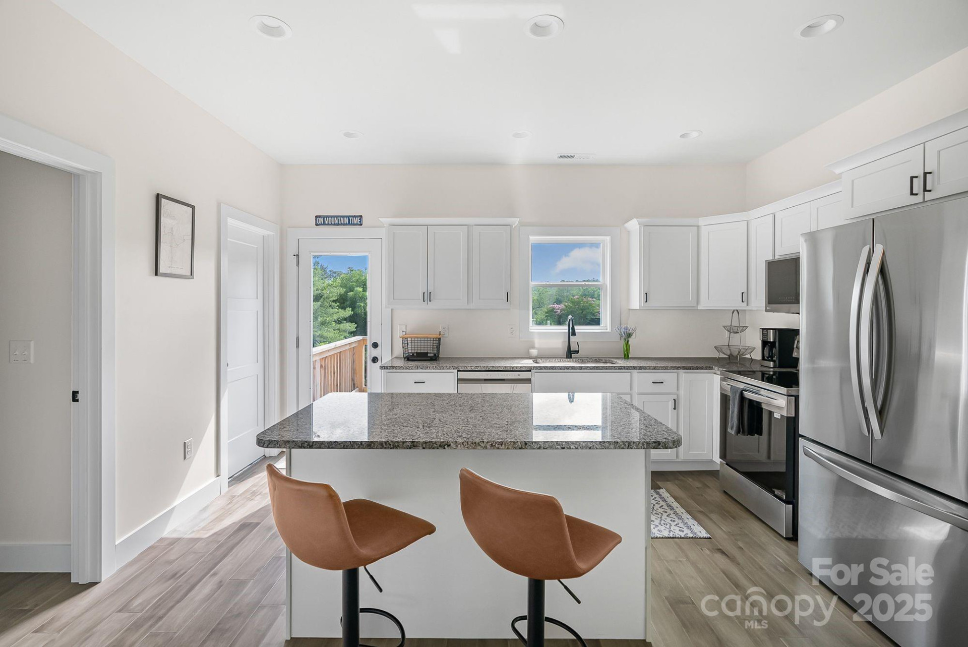 8 Green Tree Lane - Photo 15