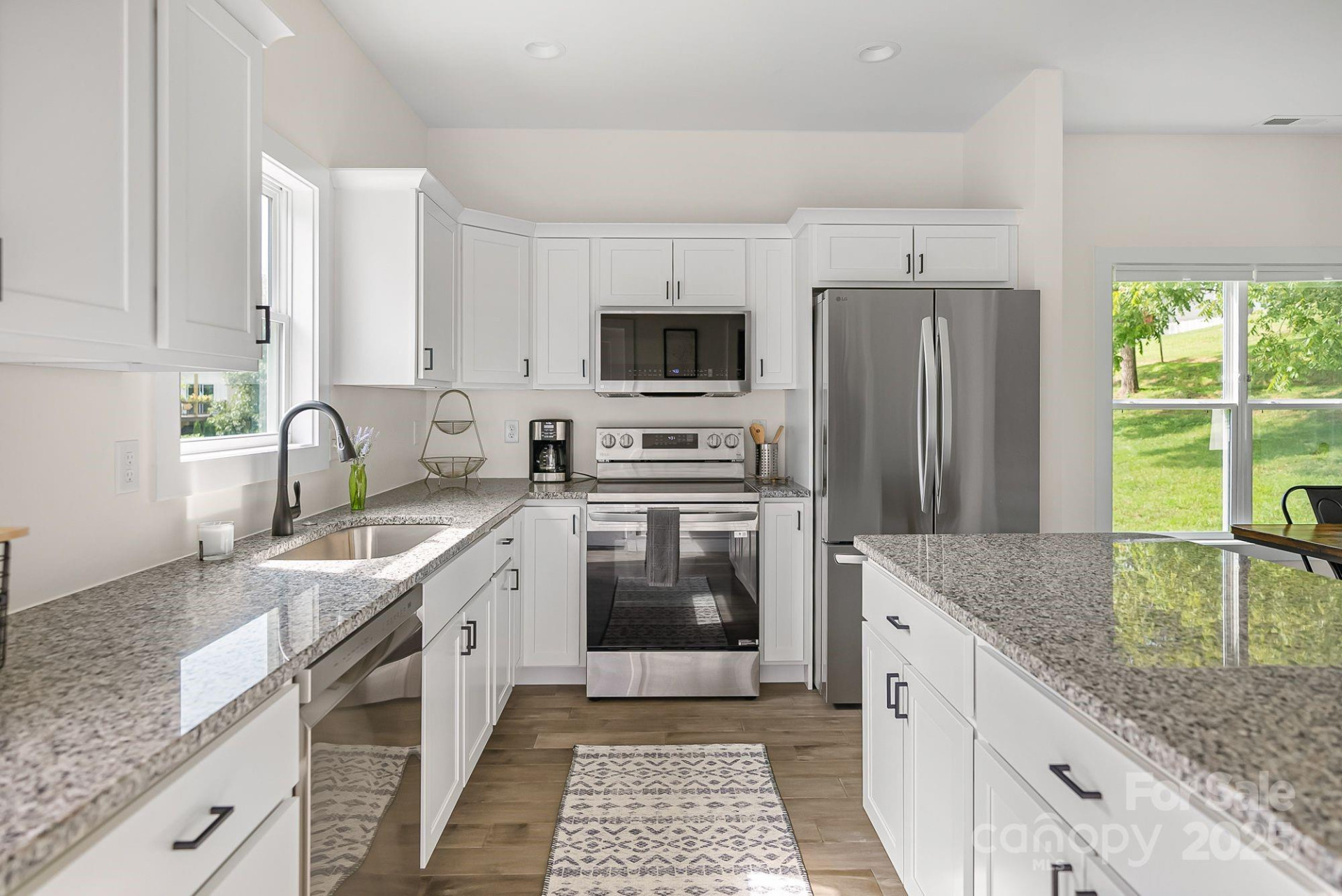 8 Green Tree Lane - Photo 17