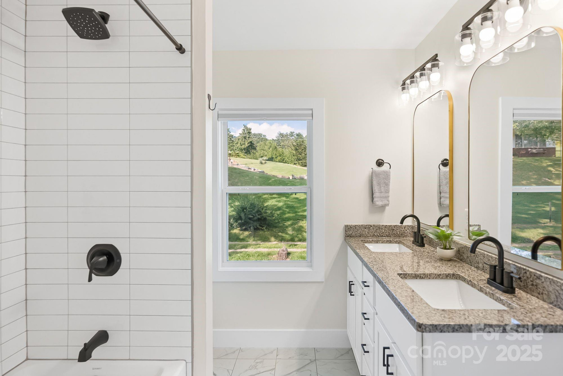 8 Green Tree Lane - Photo 24