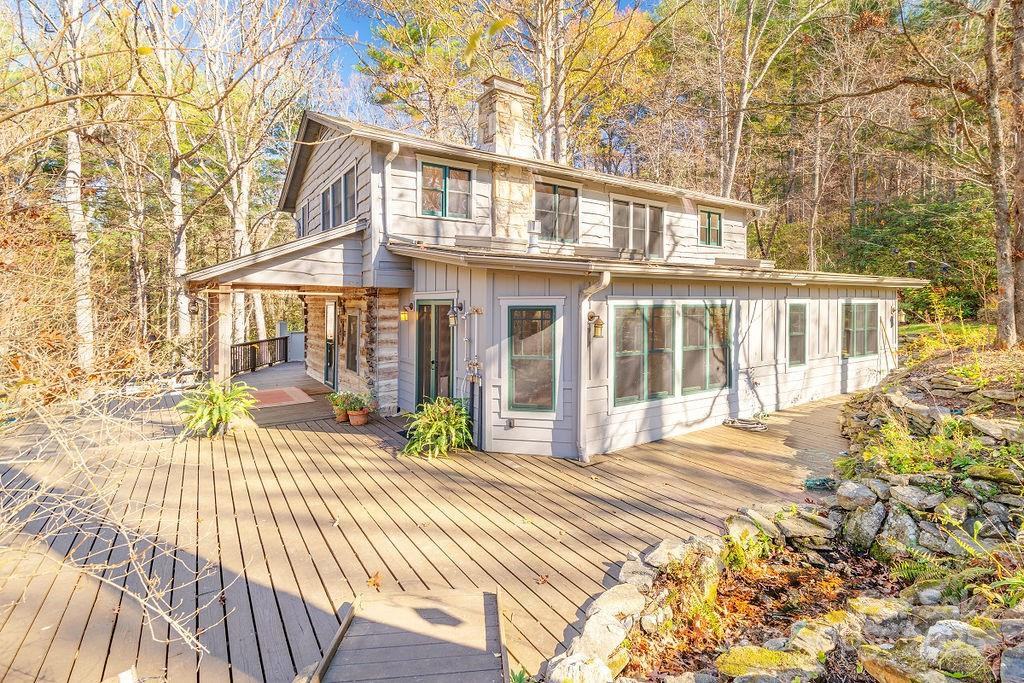 117 Woods View Trail