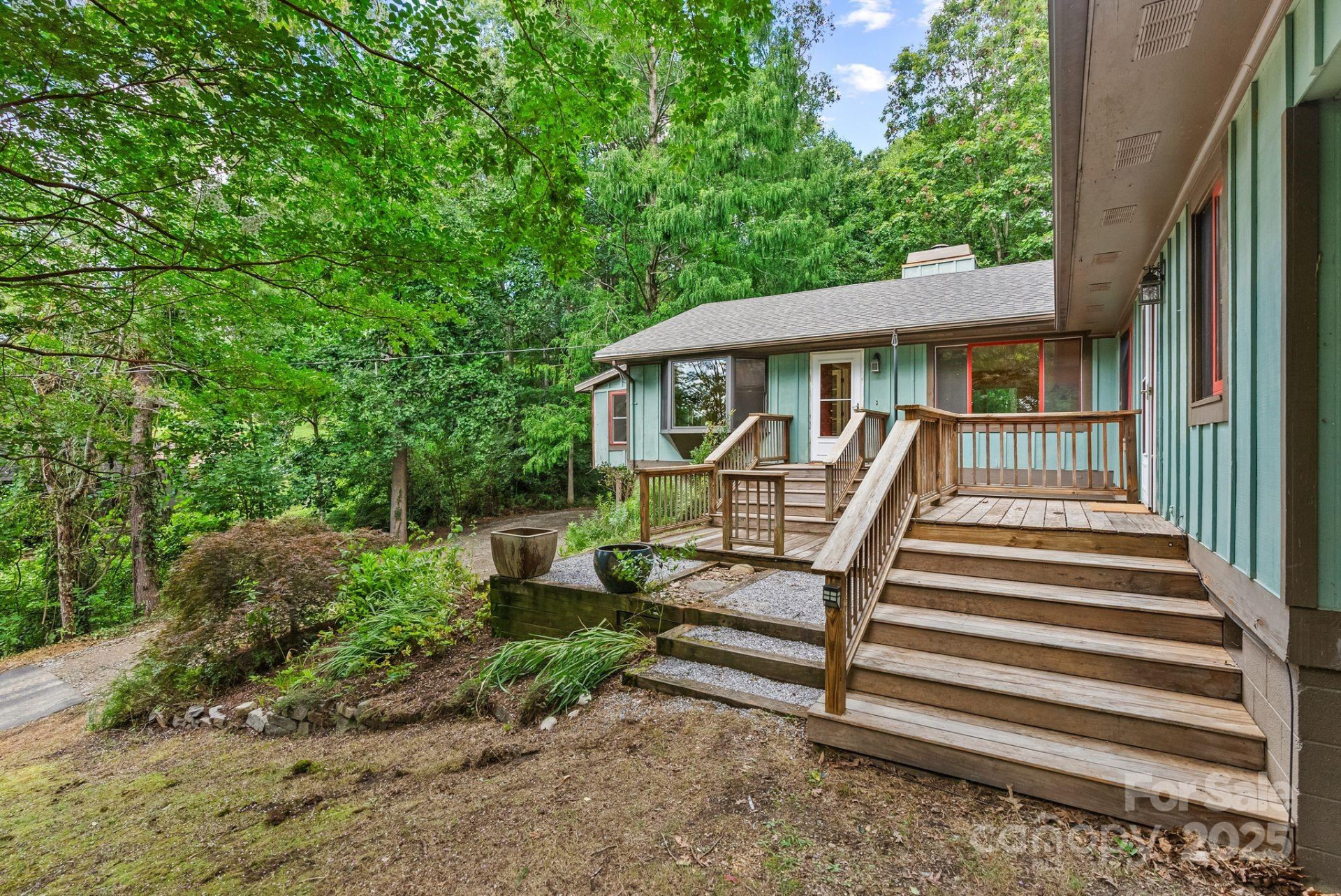 15 Mayfield Road - Photo 3