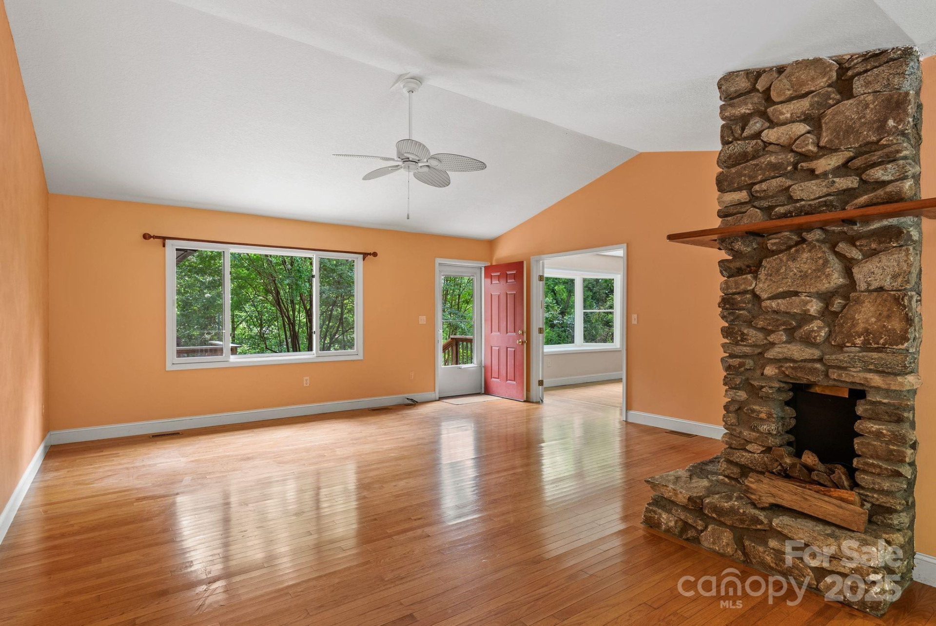 15 Mayfield Road - Photo 7