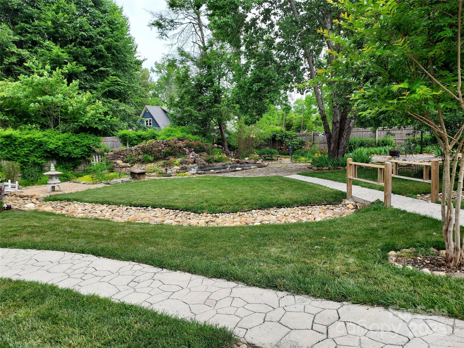 178 Caldwell Street - Photo 36