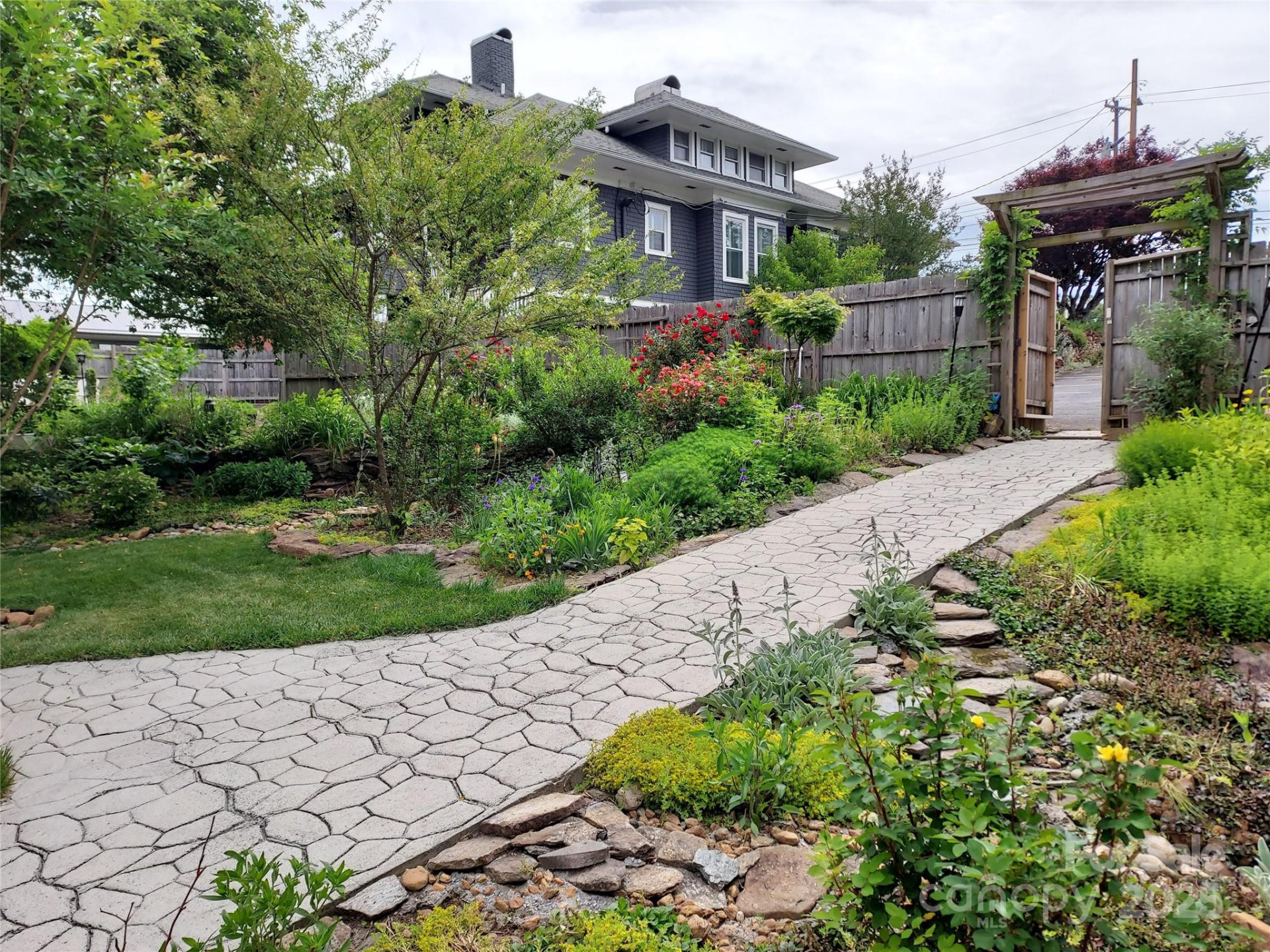 178 Caldwell Street - Photo 37