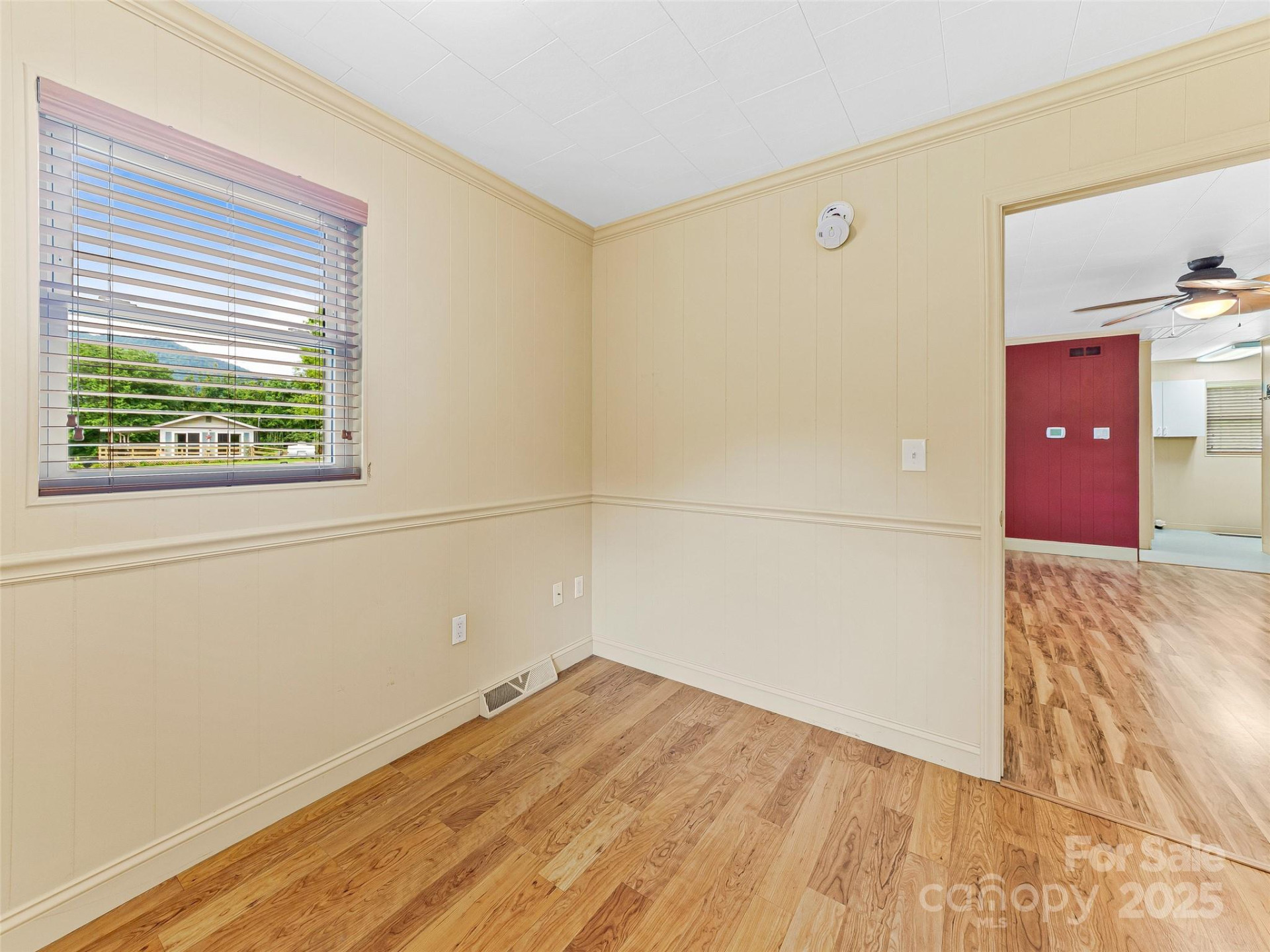 114 Marion Avenue - Photo 11