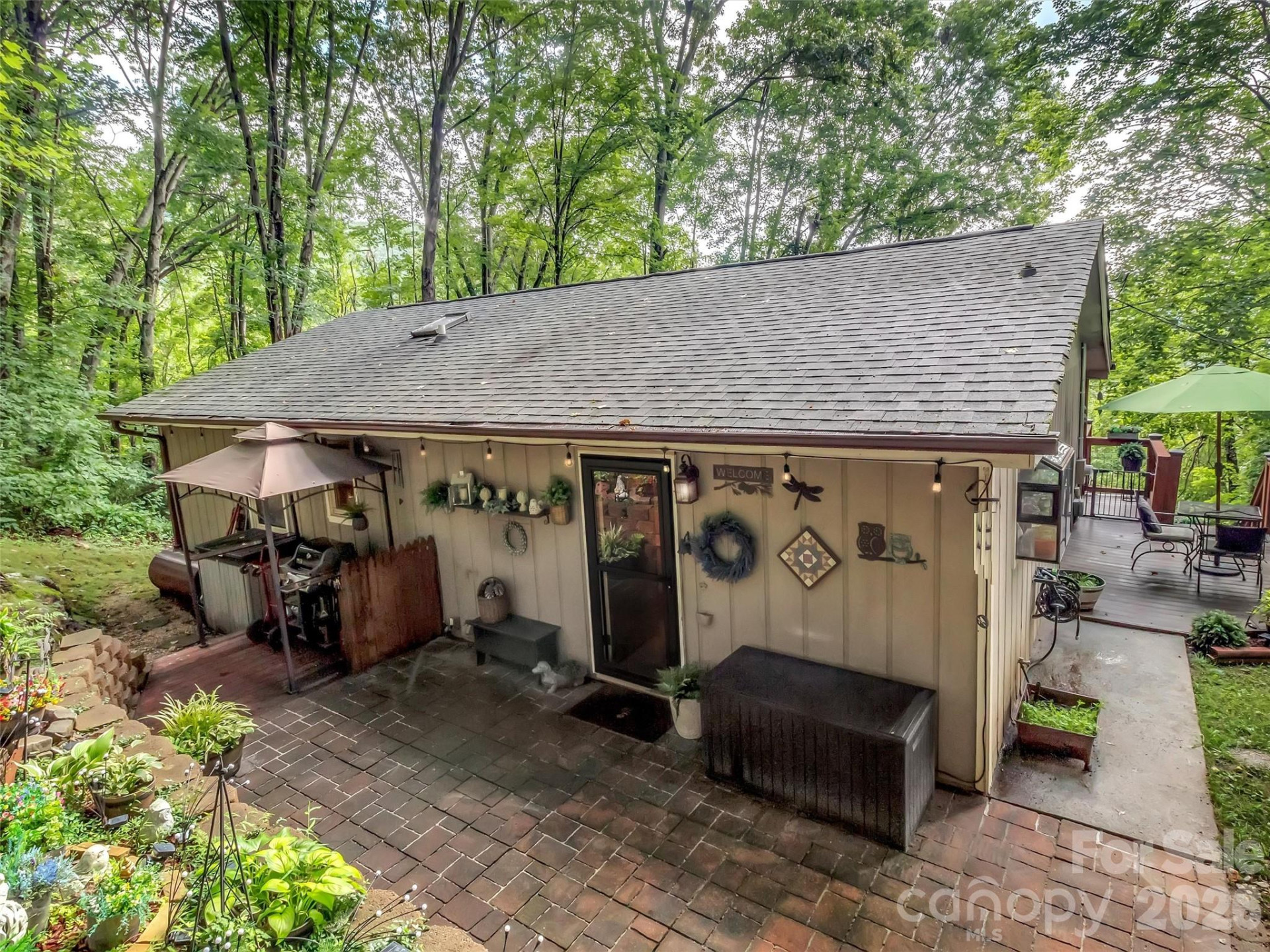 346 Wendy Way - Photo 2